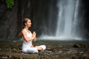 正念生活：排队时你可以保持觉察和正念吗